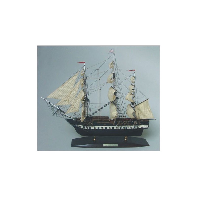 US CONSTELLATION - THUNDER TIGER - BATEAU ASSEMBLÉ